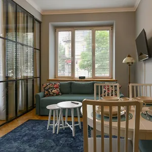 krowoderska-apartament.krakowhotelspoland.com/